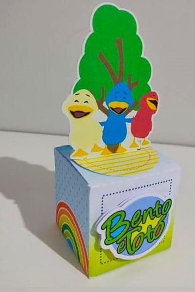 Caixa Cubo Aniversário Bento e Toto Personalizada