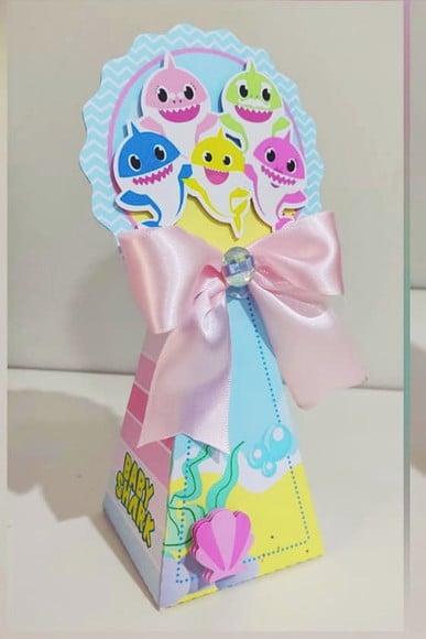 Caixa Cone Piramide Aniversário Baby Shark