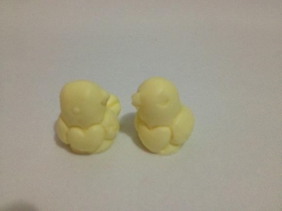 2 Sabonetes pássaro no tule