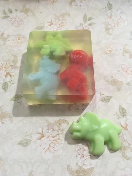 abonete dinossauros na barra