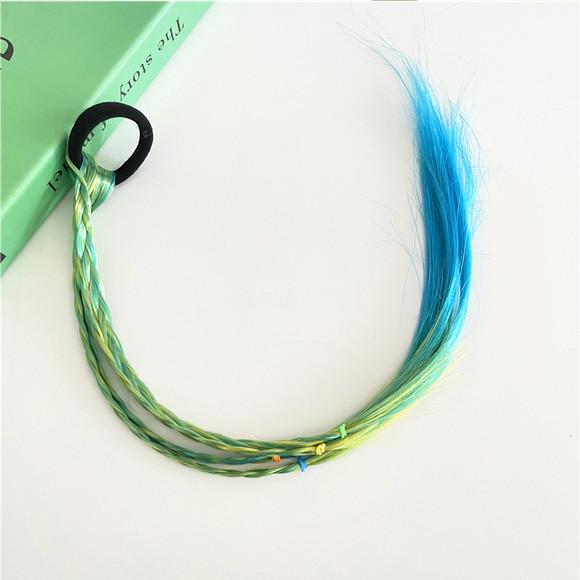 Prendedor de Cabelo com Trancinhas na Cor Verde com Azul /