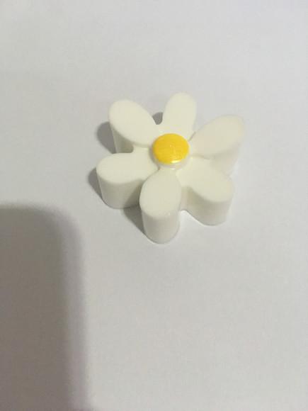 Sabonete Artesanal Flor Margarida no Tule com Tag /