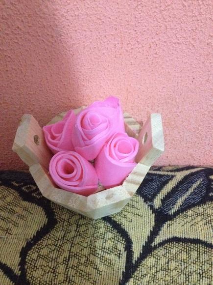 Sabonete Artesanal Tina de Rosas