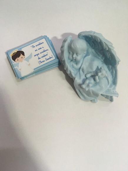 Sabonete bebê com urso na asa (9 cm)