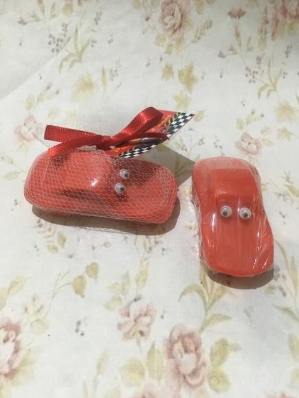 Sabonete Carro No Tule Com Tag Mcqueen Carros
