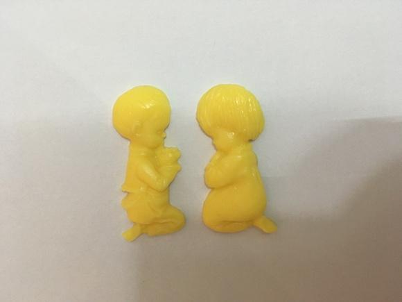 Sabonete criança rezando (unidade - menino ou menina)