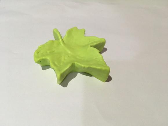 Sabonete Folha de Outono (7,5 Cm) no Tule e com Tag