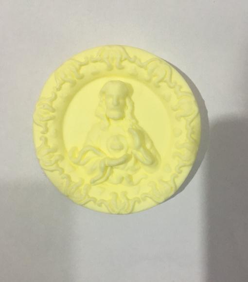 Sabonete Jesus Sagrado Coração (8 cm)