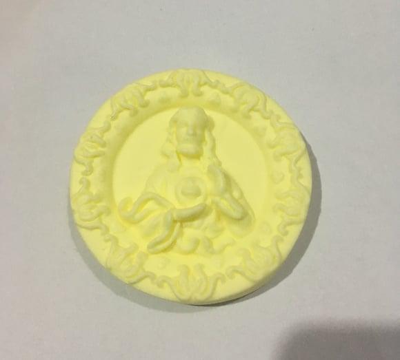 Sabonete Jesus Sagrado Coração (8 cm)