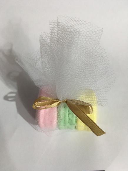 Sabonete Macaron - 3 no Tule
