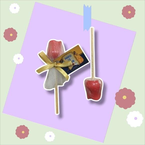 Sabonete Mini Botão de Rosa no Palito com Tule e com Tag ~