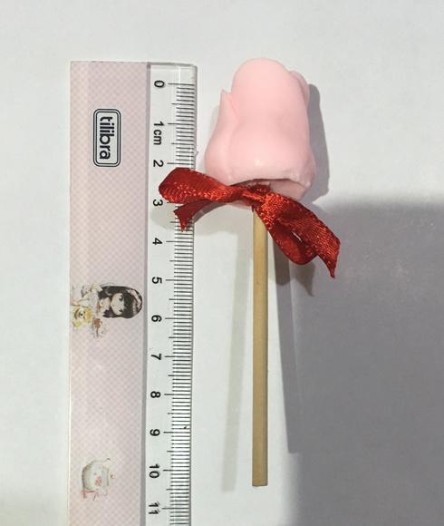 Sabonete Mini Botão de Rosa no Palito Tag Dia da Mulher ~