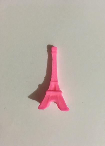 Sabonete Mini Torre Eiffel + 2 Letras no Tule Com.tag