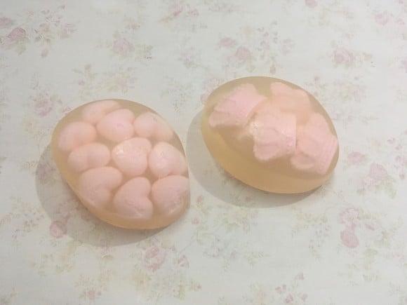 Sabonete oval Barra com corações ou coroas