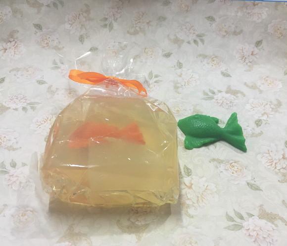 Sabonete saco com peixe