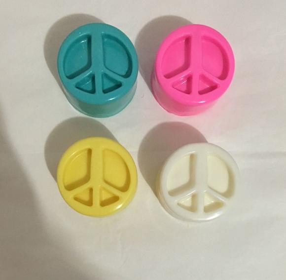 Sabonete Símbolo Hippie Paz e Amor /