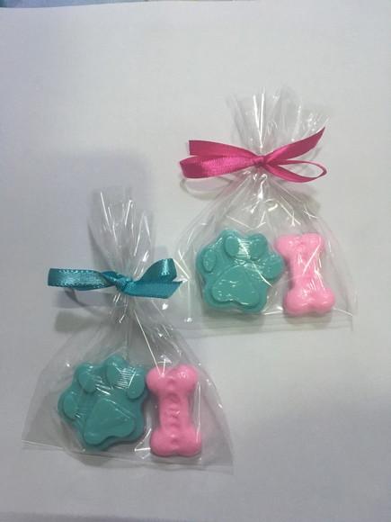 Sabonetes Mini Pata + Osso no Celofane com Tag /
