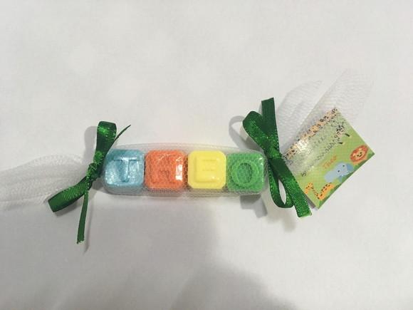 Sabonetes Nome com 5 Letras no Tule e Tag