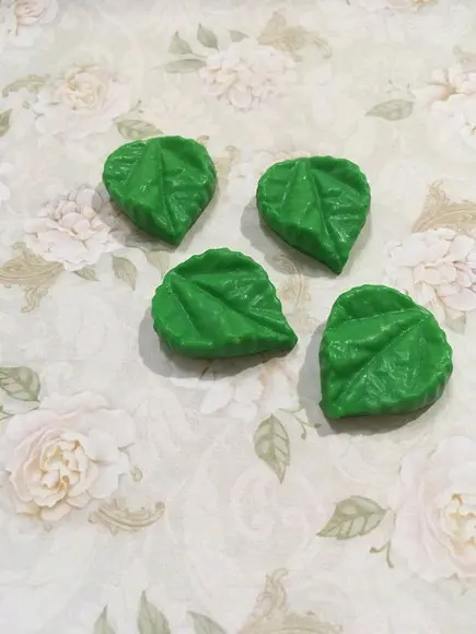 120 Sachês de Tule com Sabonete Mini Maçã + Letra + Folha