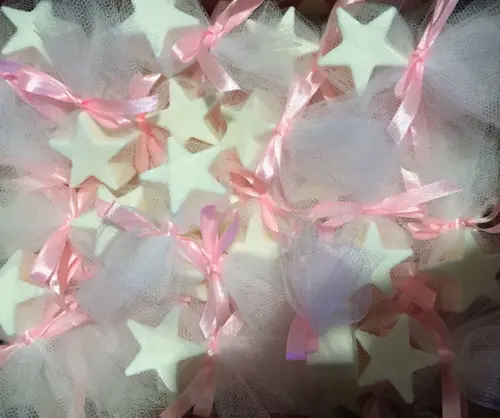 50 Sabonetes Estrelas no tule com tag