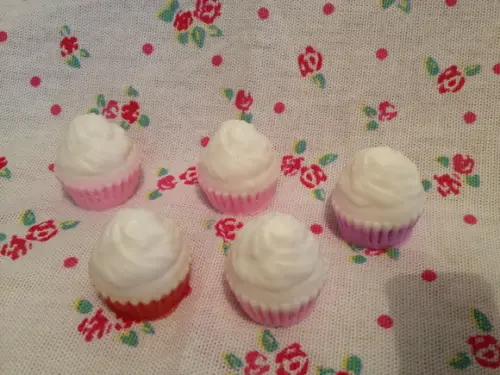 50 Sabonetes mini cupcakes