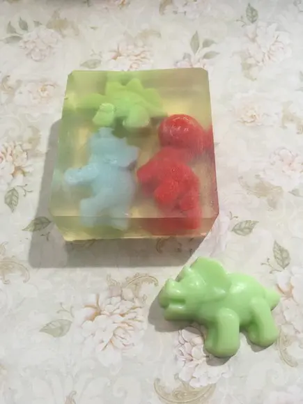 abonete dinossauros na barra
