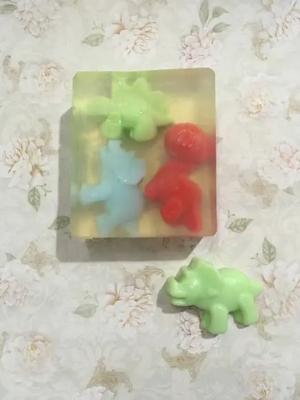 abonete dinossauros na barra