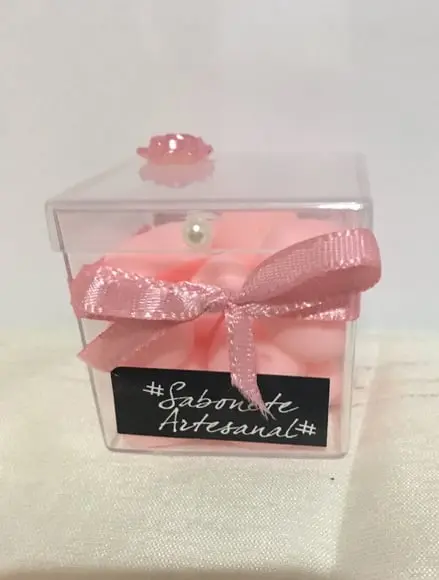 Caixa Decorada de sabonetes mini coração