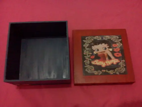Caixa Porta-jóias Betty Boop em mdf