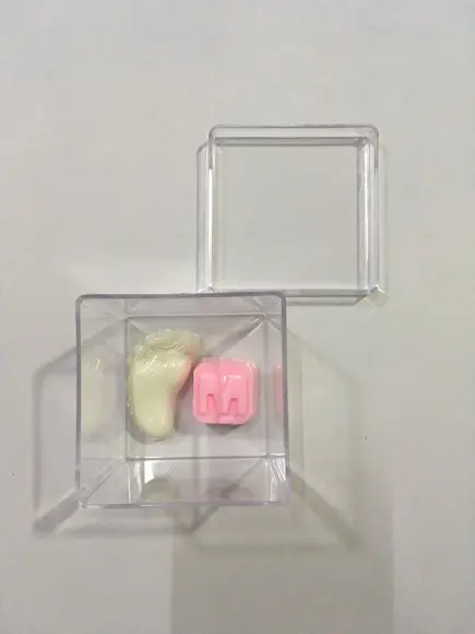 Caixas com 2 Mini Sabonetes e com Tag