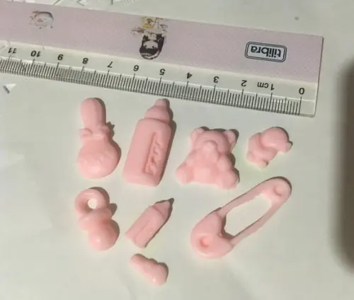 MIni sabonetes chá de bebê para latinha