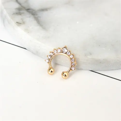 Piercing Fake Dourado Septo Nasal ou Auricular Strass /