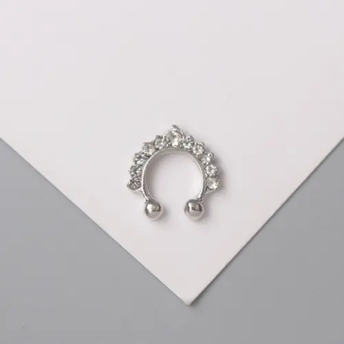 Piercing Fake Prateado Septo Nasal ou Auricular Strass /
