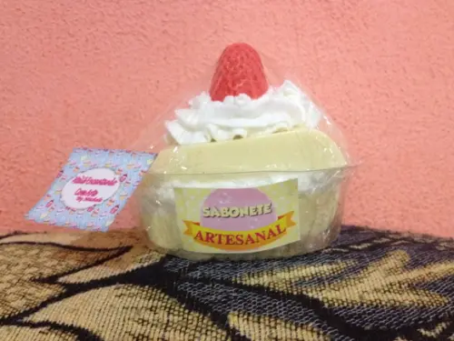 Sabonete Artesanal Bolo com Chantily