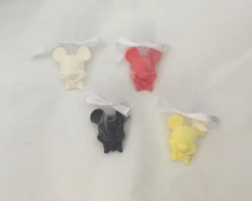 Sabonete Artesanal Mickey ou Minnie no Tule com Tag /