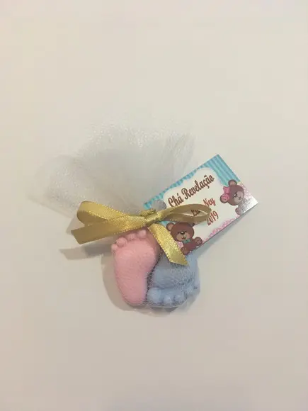 Sabonete Artesanal Par de Pés Pezinho no Tule e com Tag ~