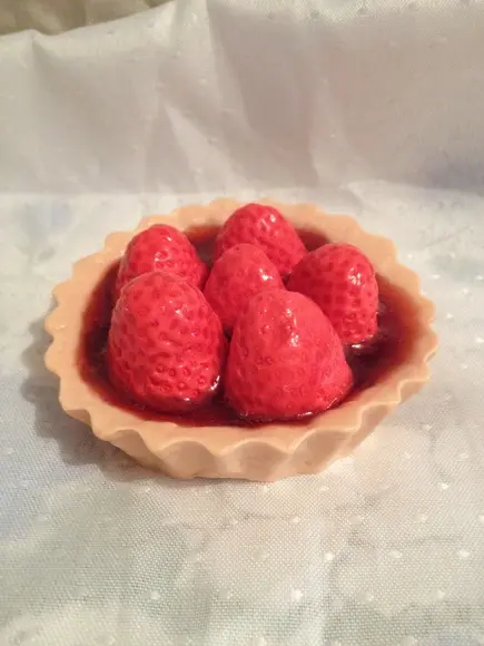 Sabonete Artesanal Torta de Morango (8 cm)