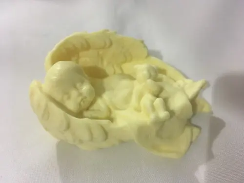 Sabonete bebê com urso na asa (9 cm)