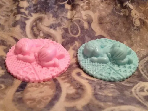 Sabonete Bebê Dormindo na Colcha Chá de Bebê (6 Cm) /