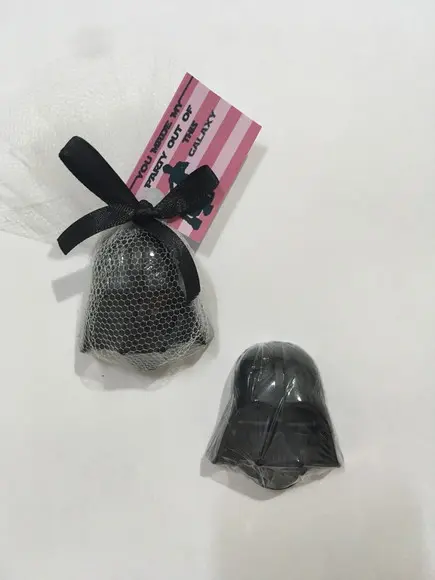 Sabonete Darth Vader Star Wars no tule com tag