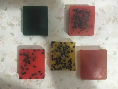 Sabonete em Barra Frutas ou de Mel