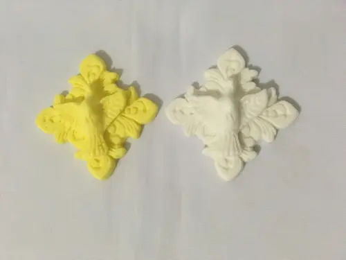 Sabonete Espírito Santo no tule (6,5 cm)