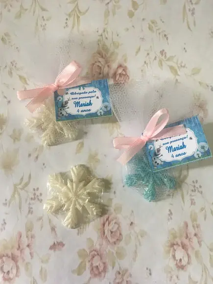 Sabonete Flocos de Neve Frozen no Tule com Tag