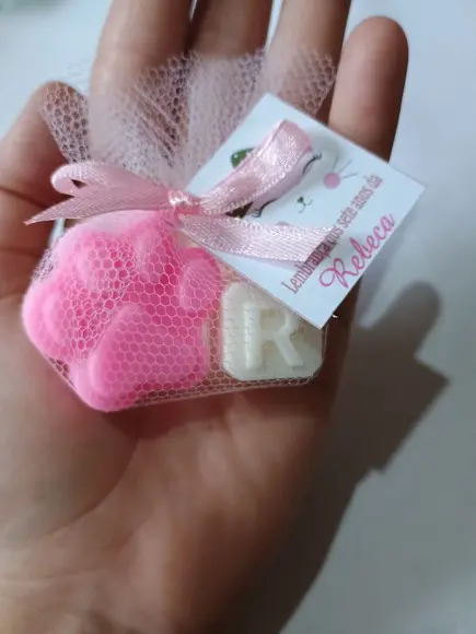Sabonete Gato com Letra ou Pata com Letra no Tule com Tag