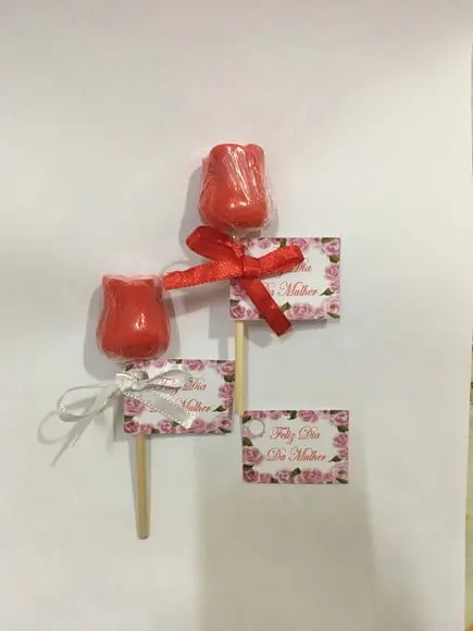 Sabonete Mini Botão de Rosa no Palito Tag Dia da Mulher ~
