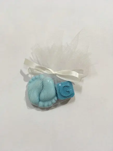 Sabonete Par de Pés e Letra no Tule com Tag Chá de Bebê