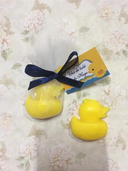 Sabonete Pato Patinho no Tule com Tag /