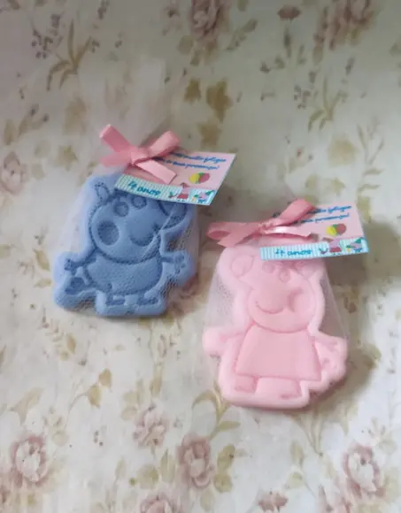 Sabonete Porquinha ou Porquinho no Tule com Tag