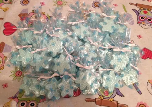 Sabonetes Flocos de Neve no Saquinho Celofane com Tag