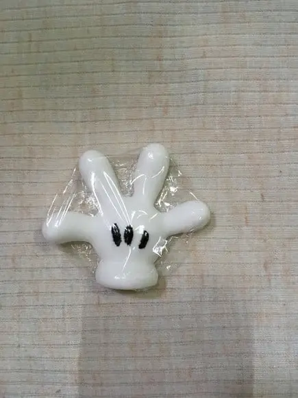 Sabonetes Luva Mickey ou Minnie